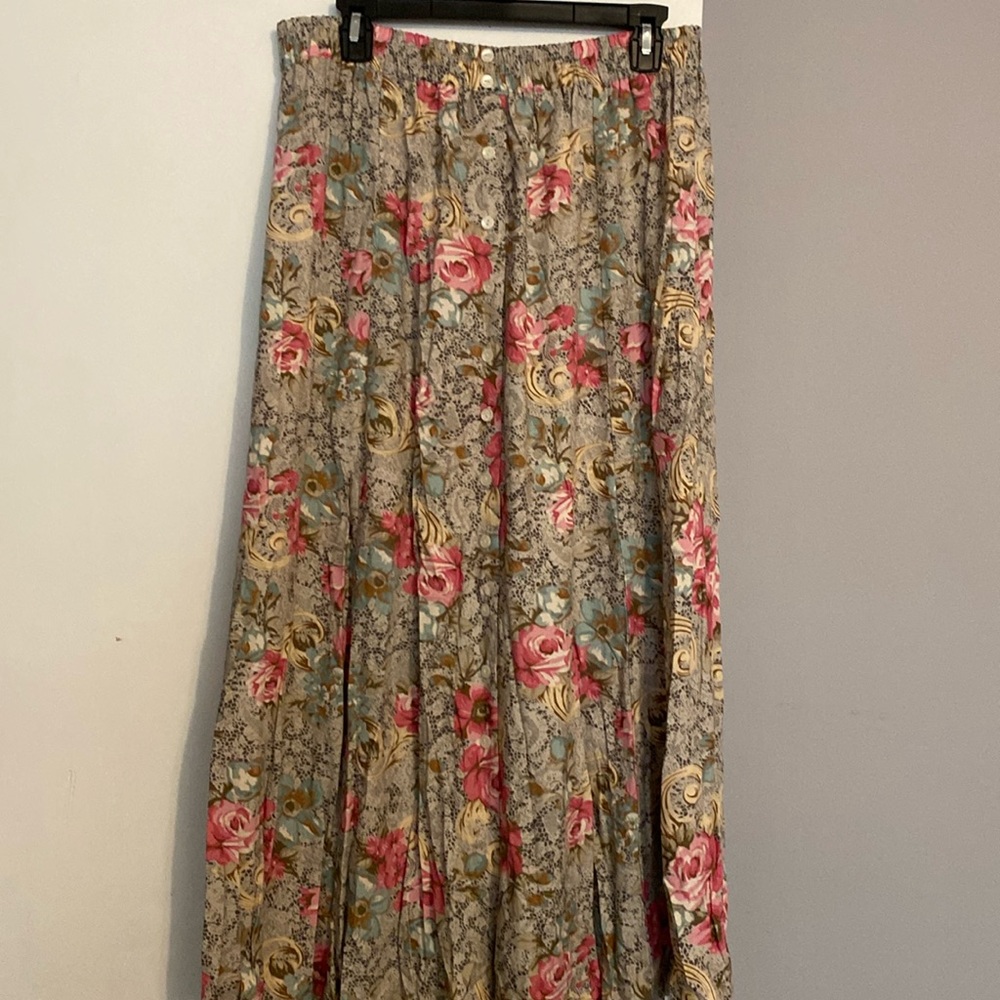Katy D by Kathryn Deene Floral Midi Skirt